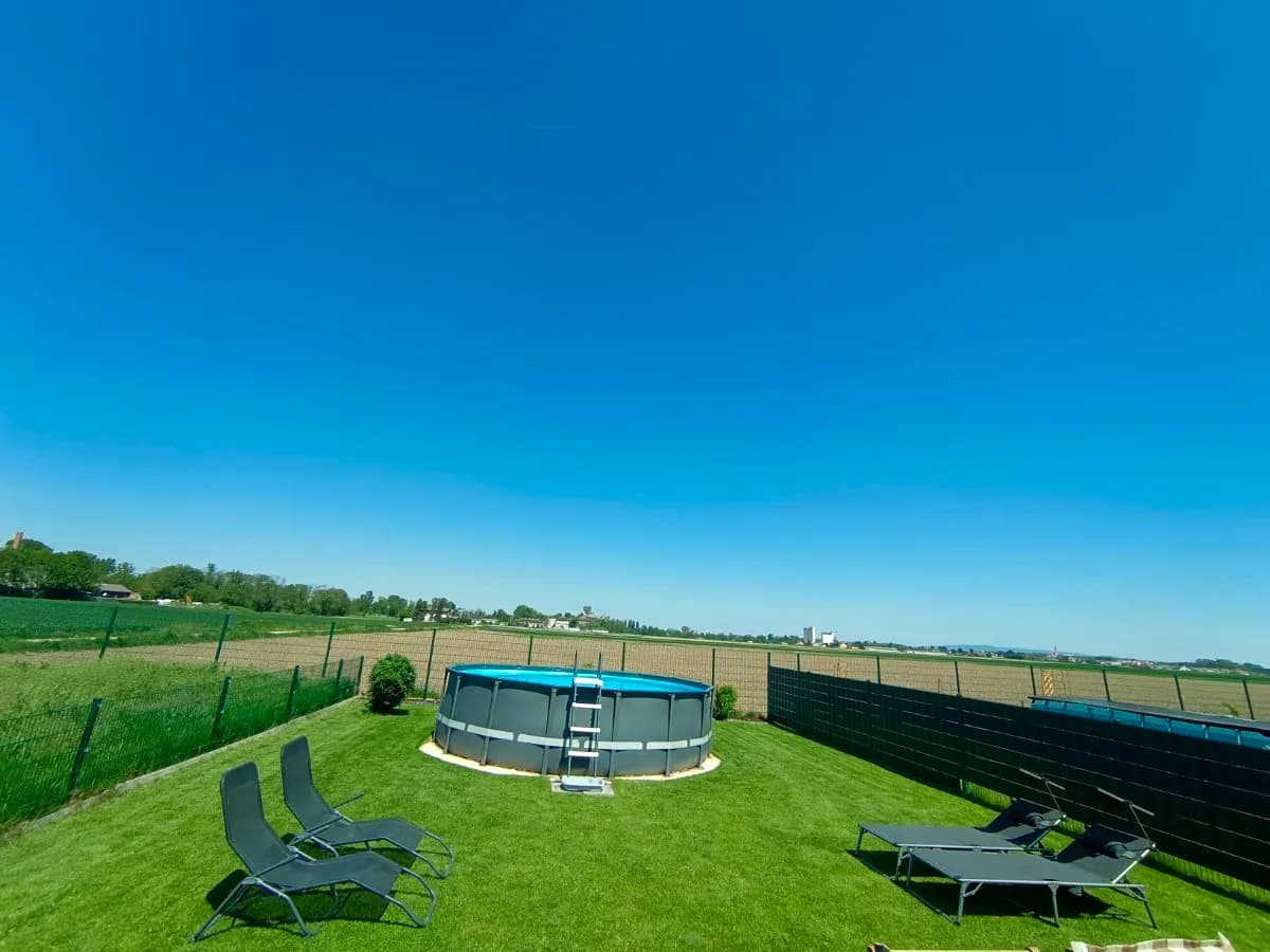 Immobilie mieten in Wiener Neustadt Land – 300 m², € 205