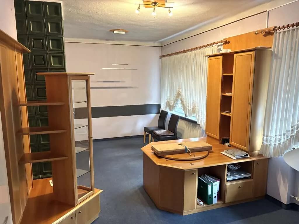 6-Zimmer-Haus kaufen in Güssing – 338 m², € 218.000 – Bild 8 von 75