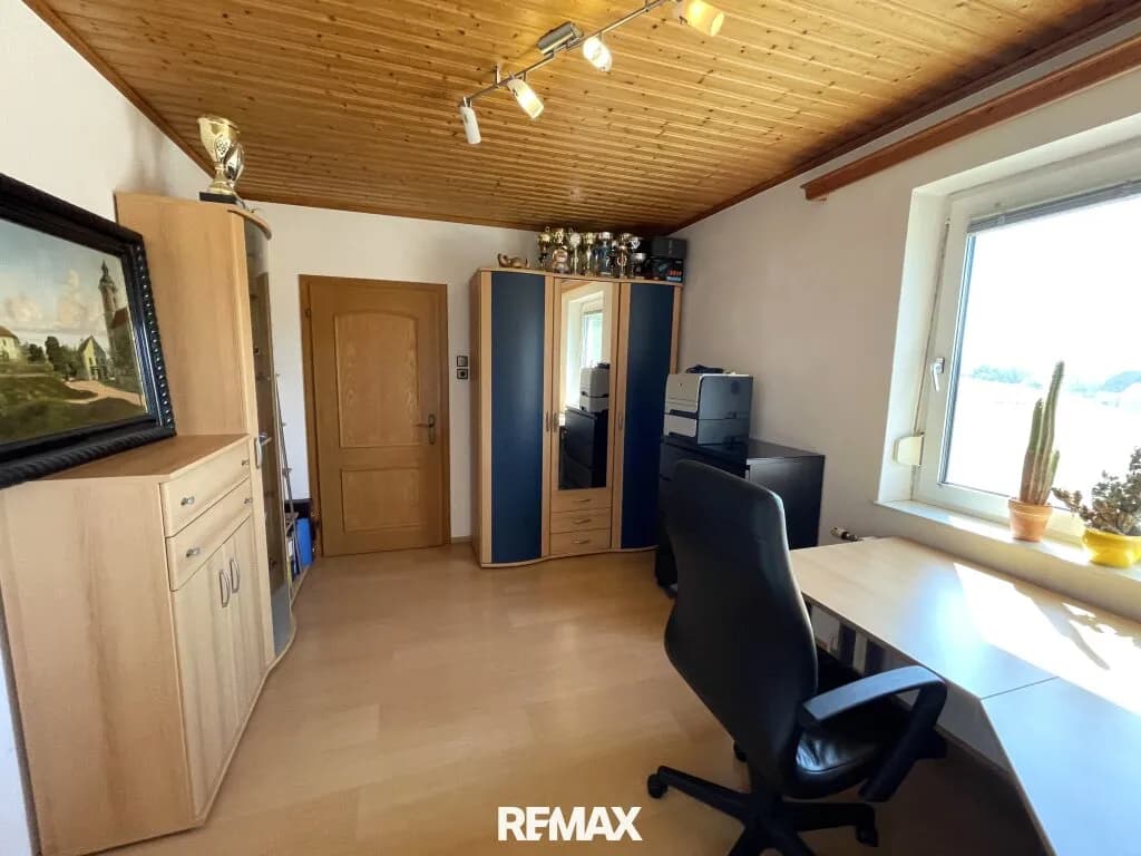 6-Zimmer-Gewerbeimmobilie kaufen in Amstetten – 153 m², € 249.000 – Bild 16 von 31