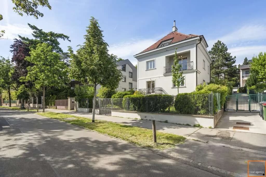 8-Zimmer-Haus kaufen in Wien – 275 m², € 2.990.000