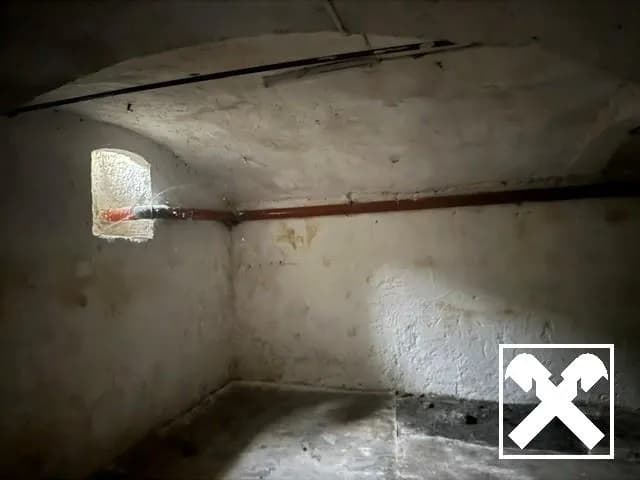 5-Zimmer-Gewerbeimmobilie kaufen in Neunkirchen – 130 m², € 225.000 – Bild 18 von 19