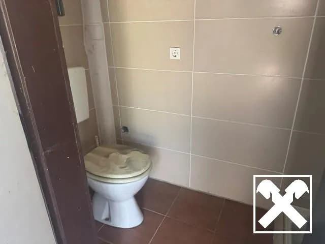 5-Zimmer-Haus kaufen in Neunkirchen – 130 m², € 235.000 – Bild 9 von 15