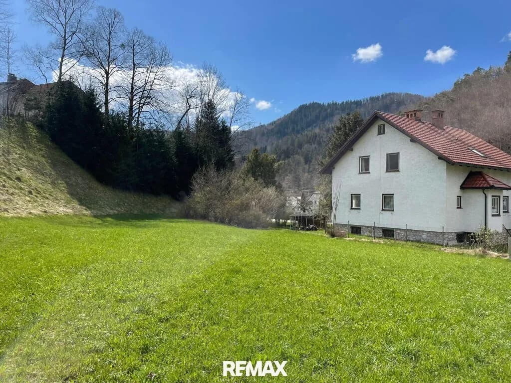 Immobilie kaufen in Steyr-Land – 1 981 m², € 150.000