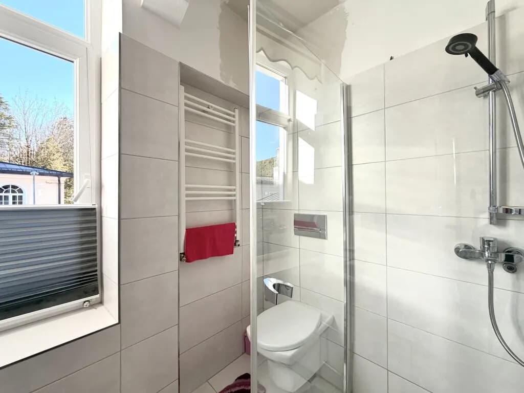 16-Zimmer-Gewerbeimmobilie kaufen in Gmunden – 425 m² – Bild 9 von 11