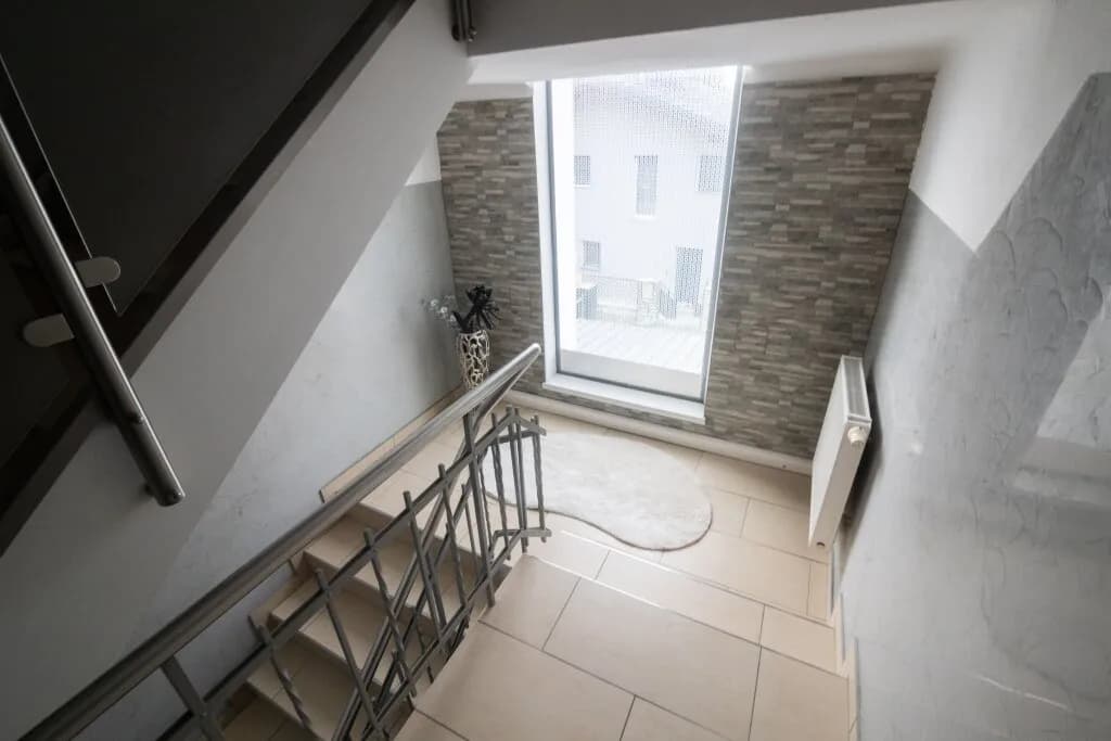 12-Zimmer-Gewerbeimmobilie kaufen in Steyr – 253 m², € 579.000 – Bild 7 von 12