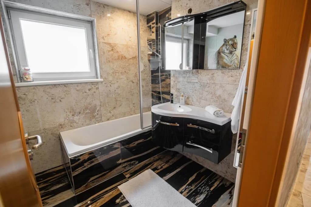 12-Zimmer-Gewerbeimmobilie kaufen in Steyr – 253 m², € 579.000 – Bild 9 von 12
