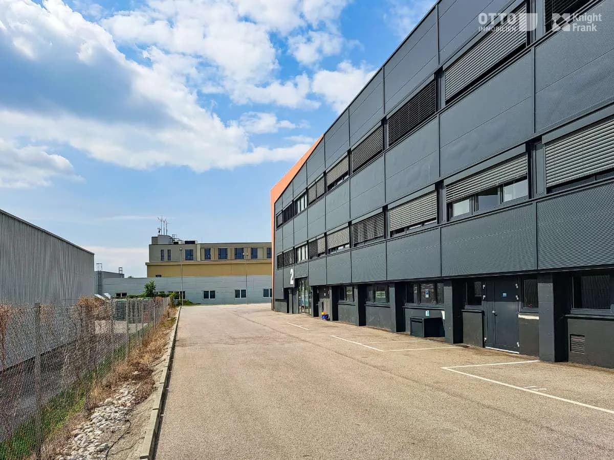 Gewerbeimmobilie mieten in Mödling – 2 831 m², € 21.801 – Bild 17 von 19