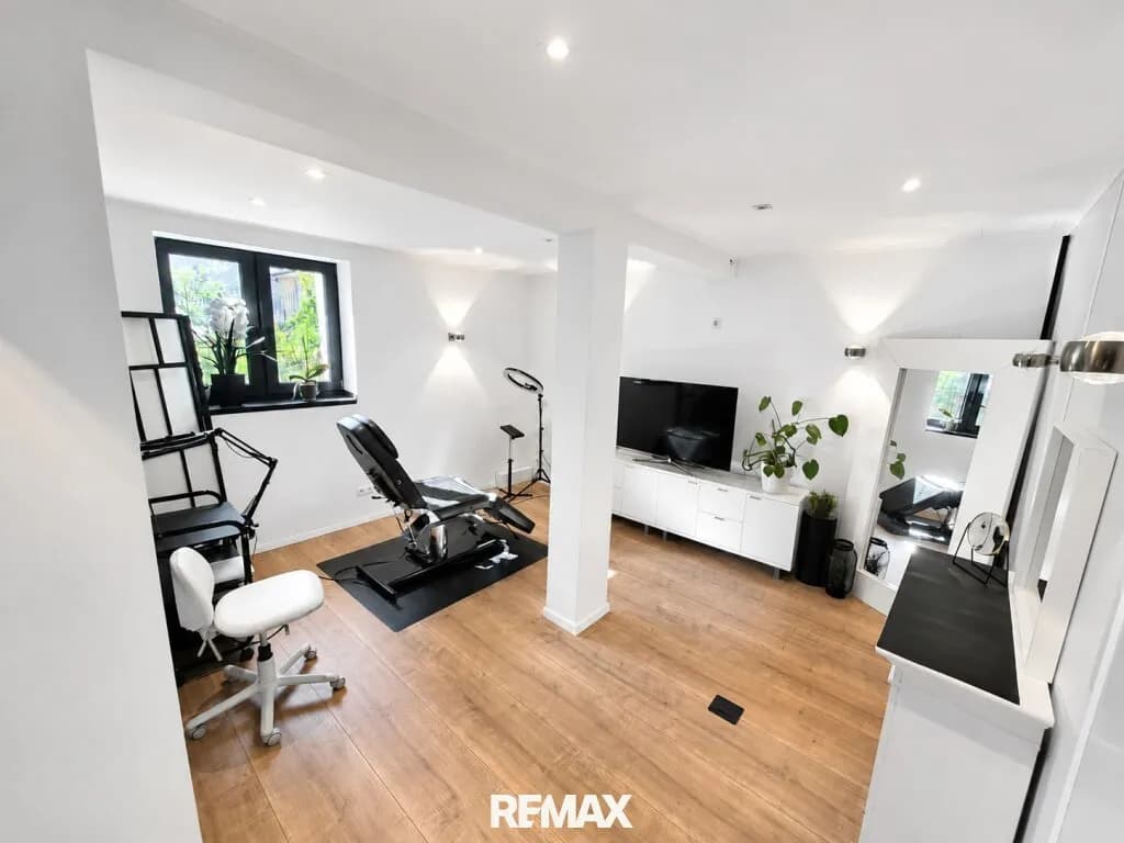 Gewerbeimmobilie kaufen in Ried im Innkreis – 162 m², € 178.000 – Bild 10 von 12