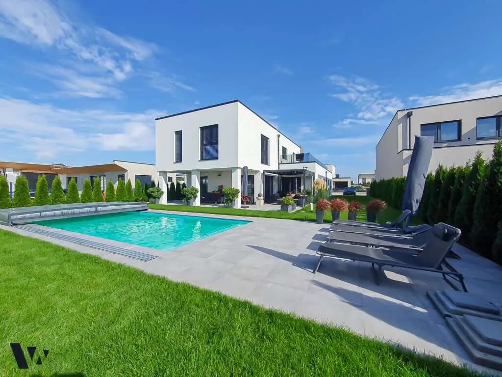 6-Zimmer-Haus kaufen in Neusiedl am See – 228,56 m², € 1.299.000 – Bild 2 von 32