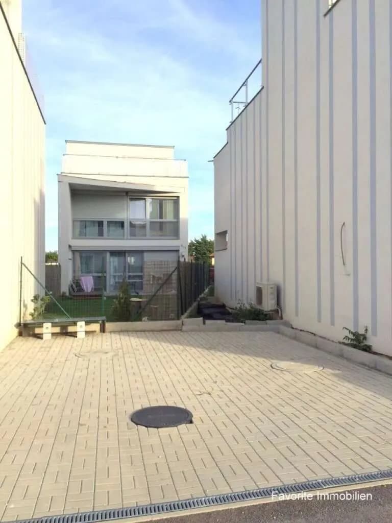 5-Zimmer-Haus kaufen in Bruck an der Leitha – 162 m², € 882.000 – Bild 2 von 18
