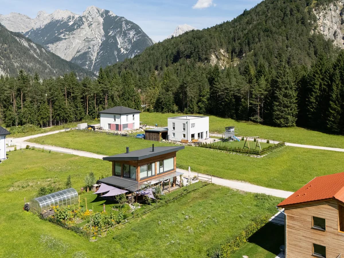 Grundstück kaufen in Innsbruck-Land – 389 m², € 210.000