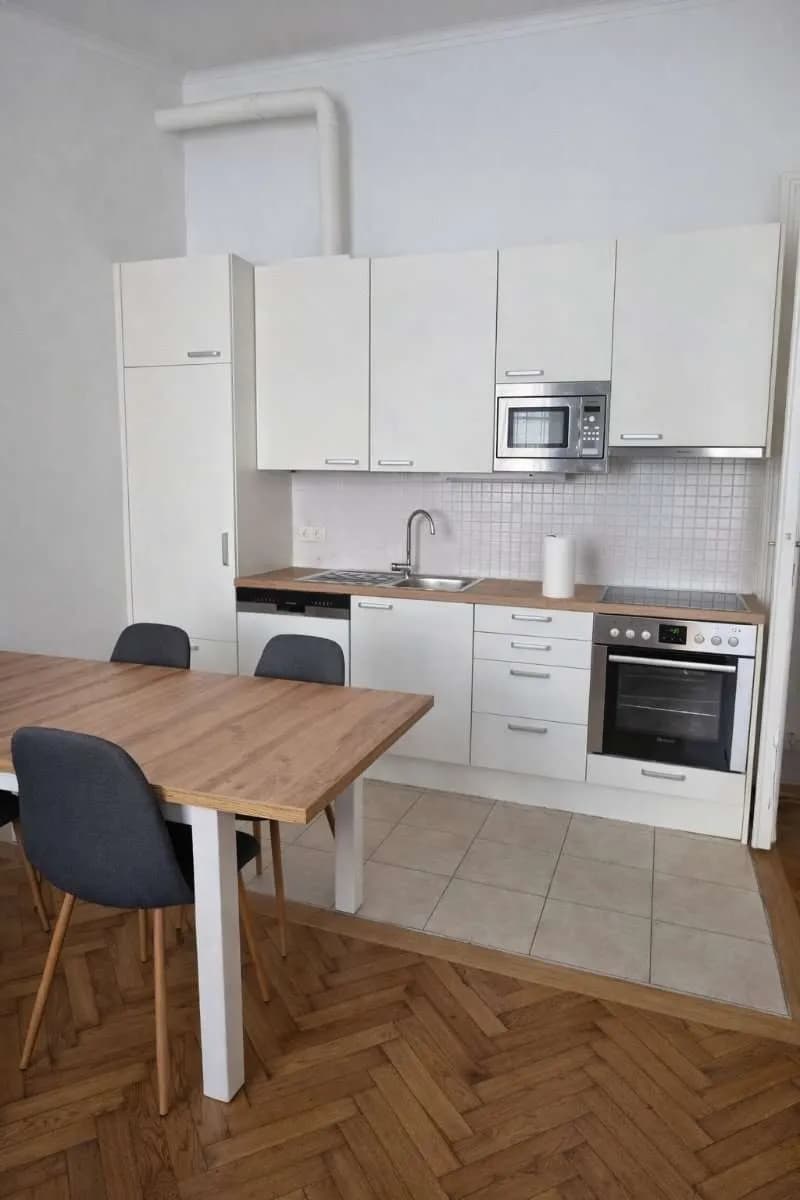 Wohnung mieten in Wien – 41 m², € 1.200 – Bild 2 von 9