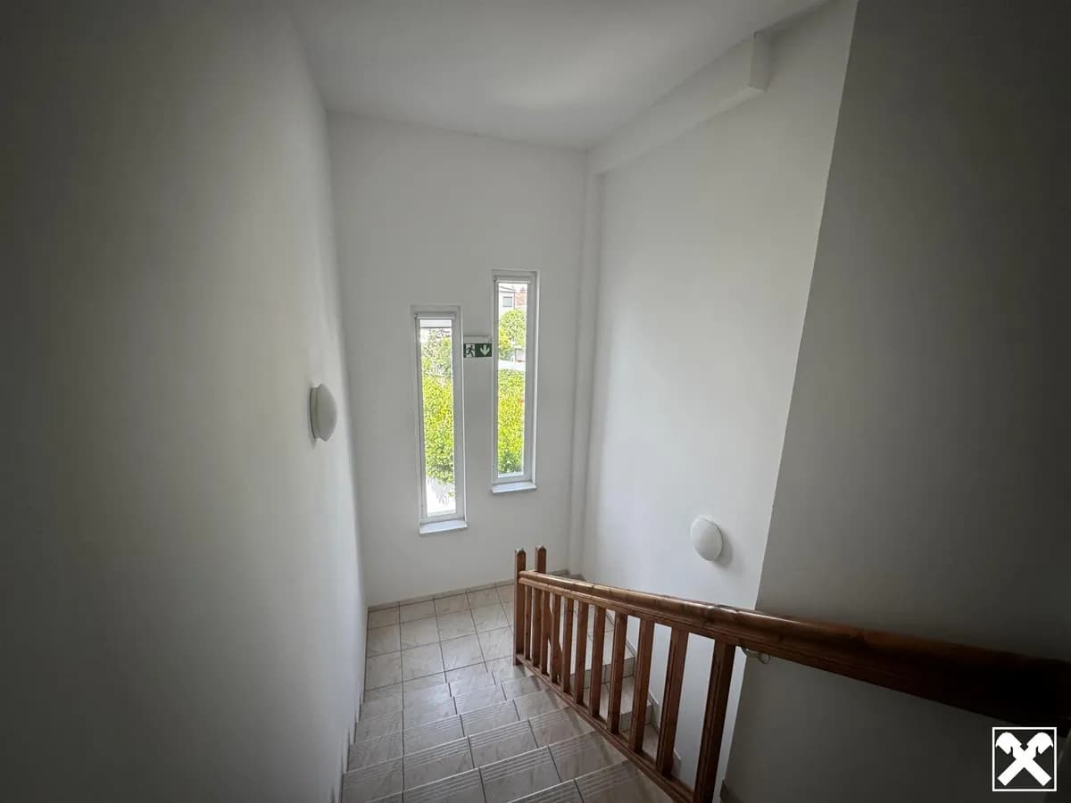 15-Zimmer-Gewerbeimmobilie kaufen in Wiener Neustadt – 360 m², € 859.000 – Bild 7 von 16