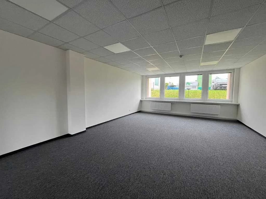 Gewerbeimmobilie mieten in Wien – 560 m², € 5 – Bild 4 von 19