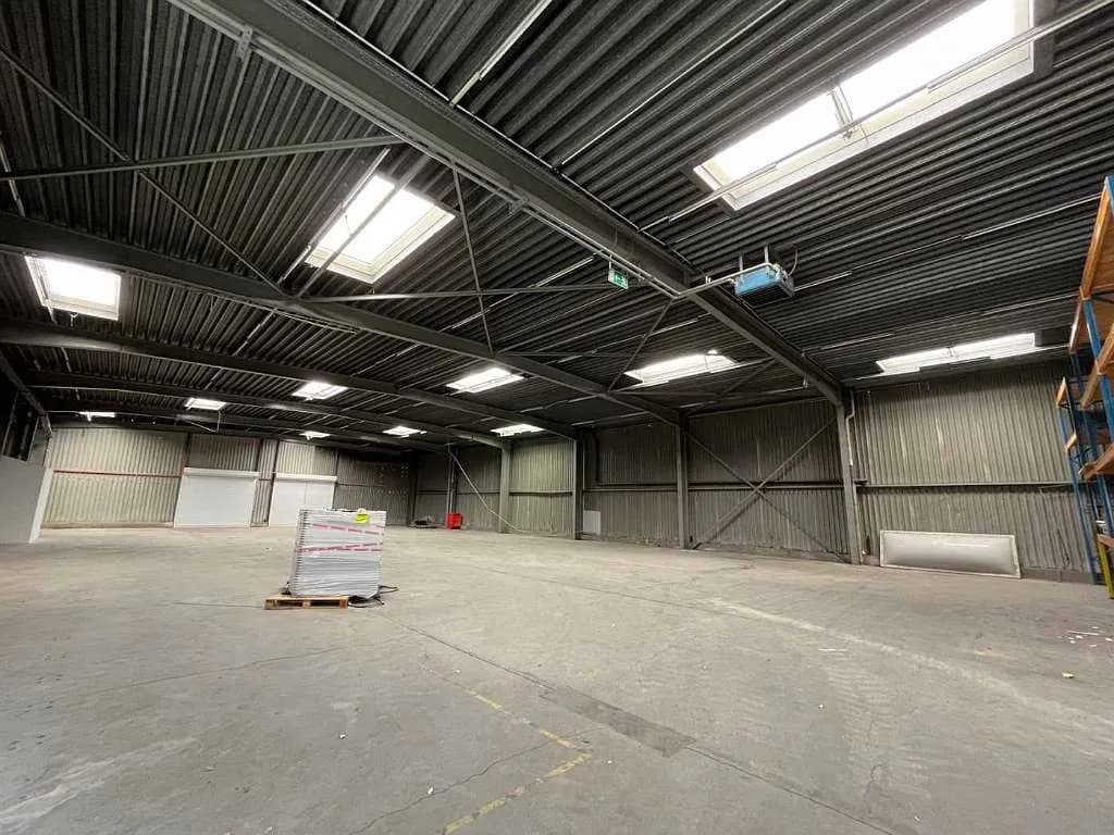 Gewerbeimmobilie mieten in Wien – 560 m², € 5 – Bild 12 von 19