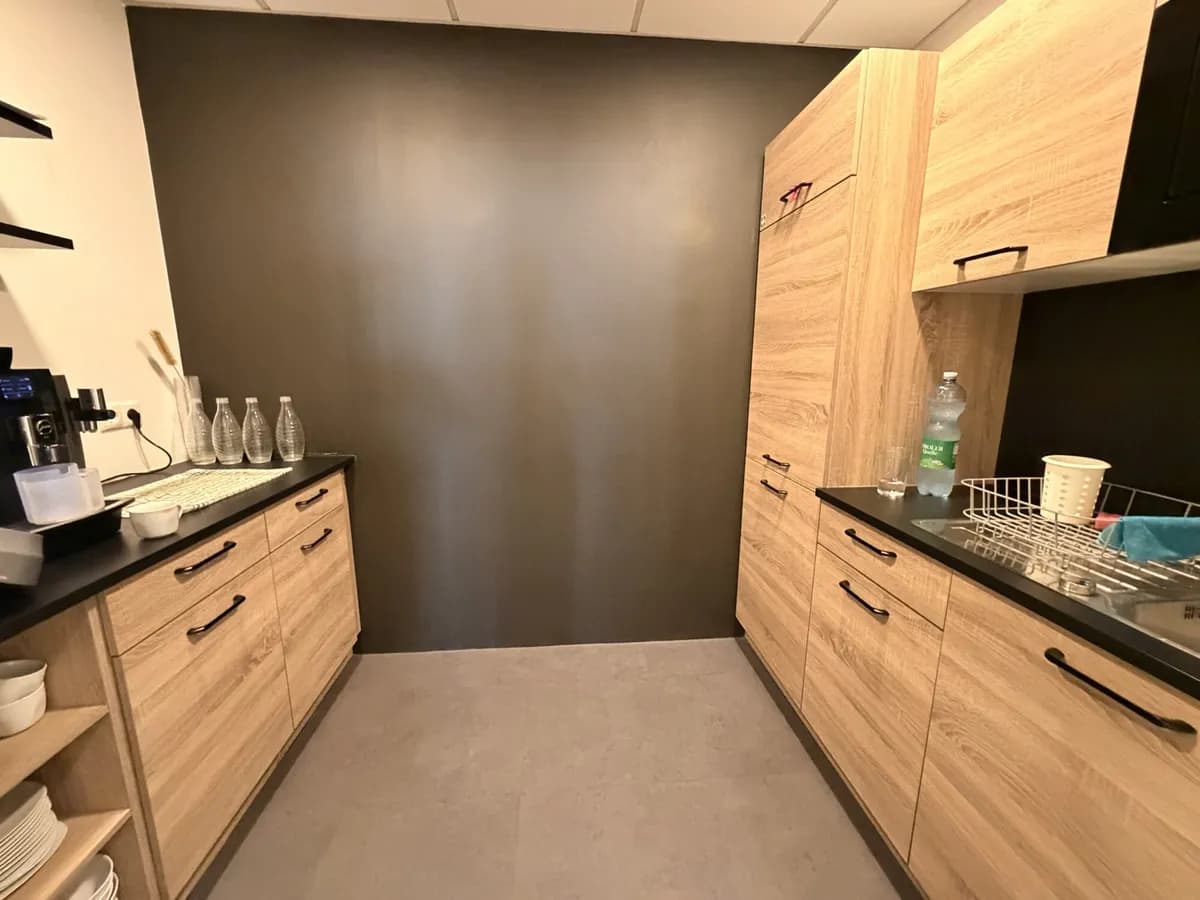 Gewerbeimmobilie mieten in Wien – 241 m², € 3.768 – Bild 11 von 13