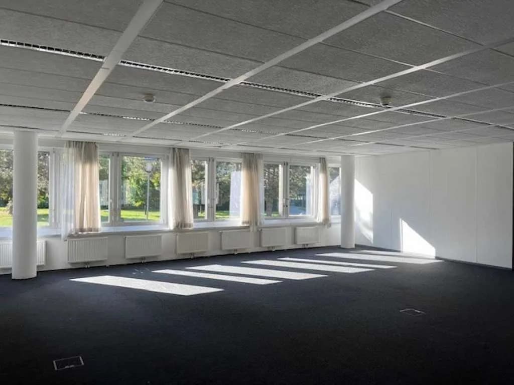 Gewerbeimmobilie mieten in Wien – 3 000 m², € 11 – Bild 3 von 5