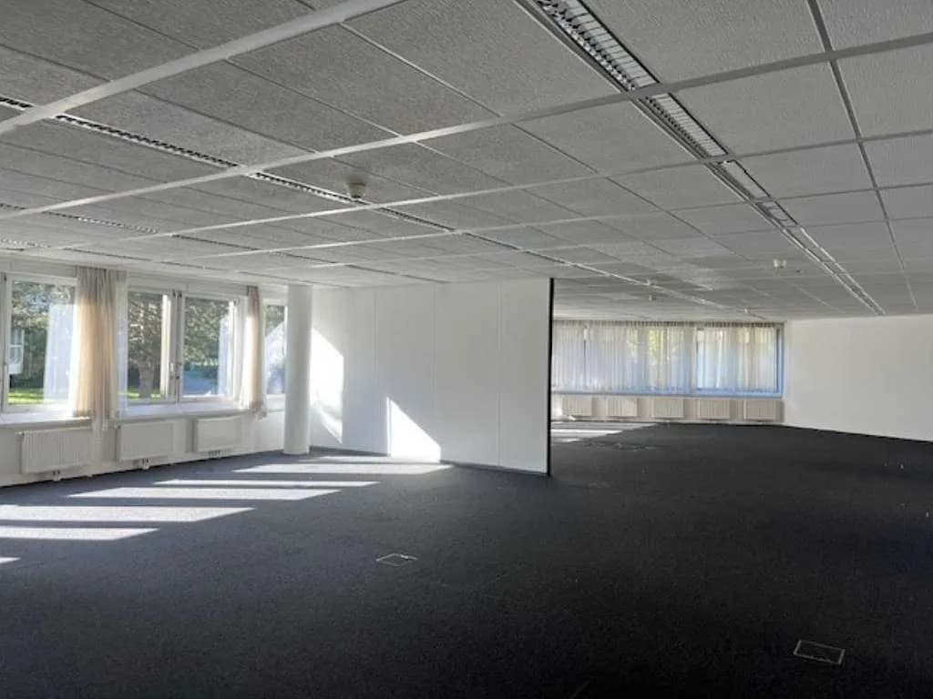 Gewerbeimmobilie mieten in Wien – 3 000 m², € 11 – Bild 4 von 5