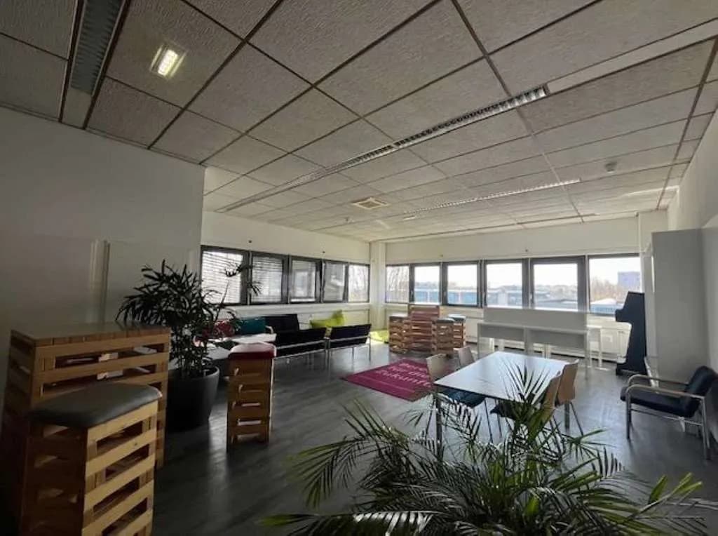 Gewerbeimmobilie mieten in Wien – 1 085 m², € 13 – Bild 8 von 17