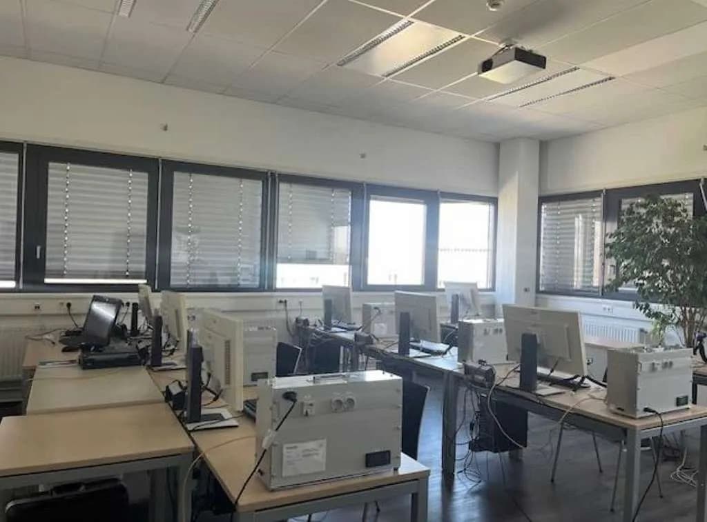 Gewerbeimmobilie mieten in Wien – 1 085 m², € 13 – Bild 10 von 17