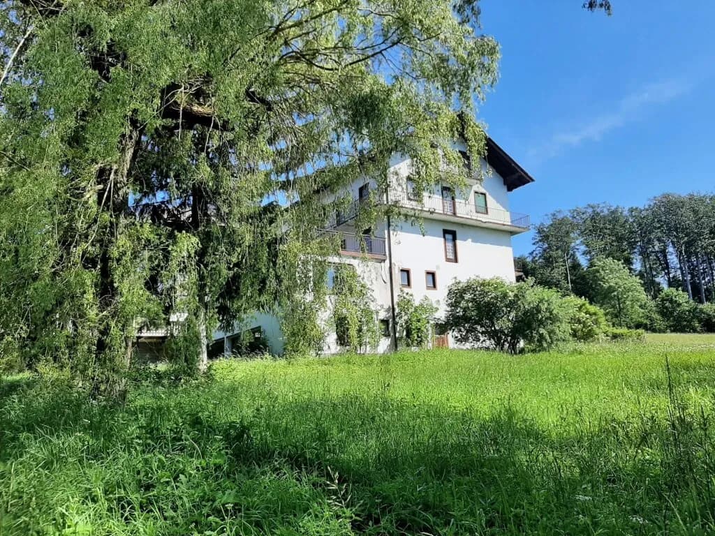 40-Zimmer-Gewerbeimmobilie kaufen in Baden – 600 m², € 495.000 – Bild 3 von 19