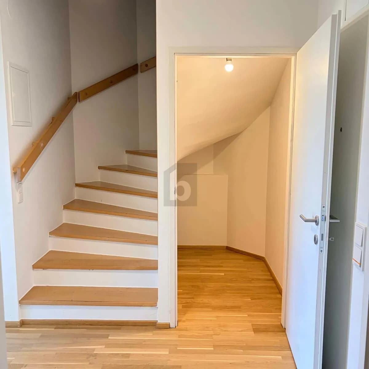3-Zimmer-Wohnung mieten in Wien – 84 m², € 1.690 – Bild 2 von 6