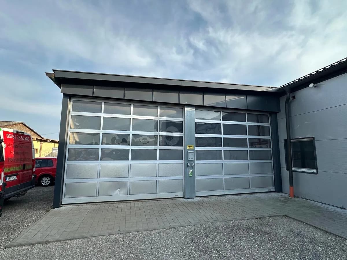 Gewerbeimmobilie kaufen in Braunau am Inn – 127 m², € 250.000