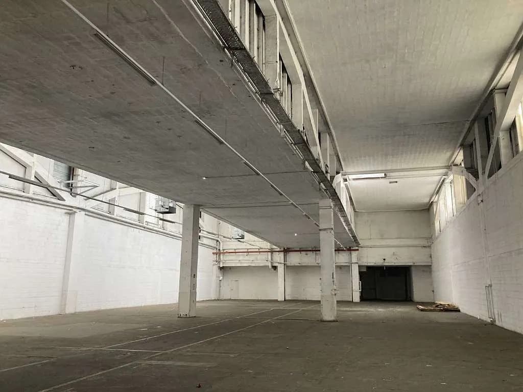 Gewerbeimmobilie mieten in Baden – 900 m² – Bild 4 von 5