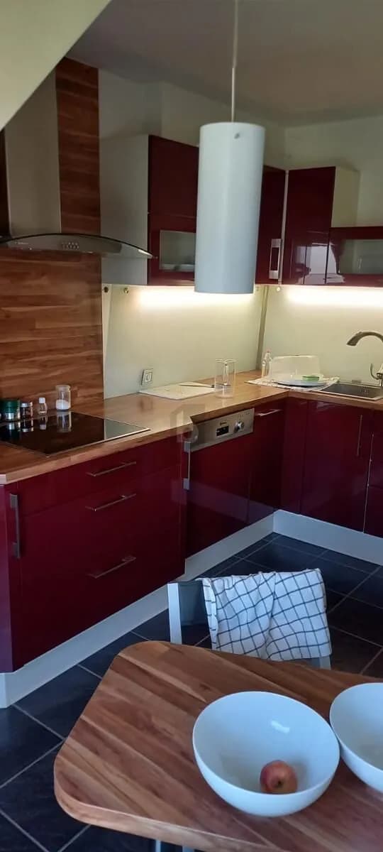4-Zimmer-Wohnung mieten in Wien – 124 m², € 1.950 – Bild 4 von 6