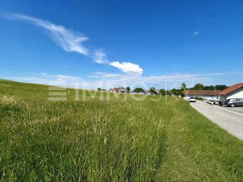 Grundstück kaufen in Ried im Innkreis – 1 000 m², € 110.000