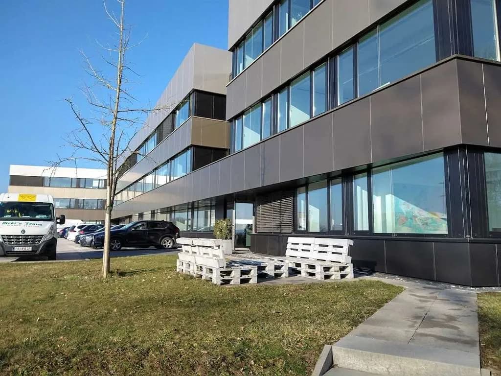 Gewerbeimmobilie mieten in Linz Land – 362 m², € 13 – Bild 2 von 11