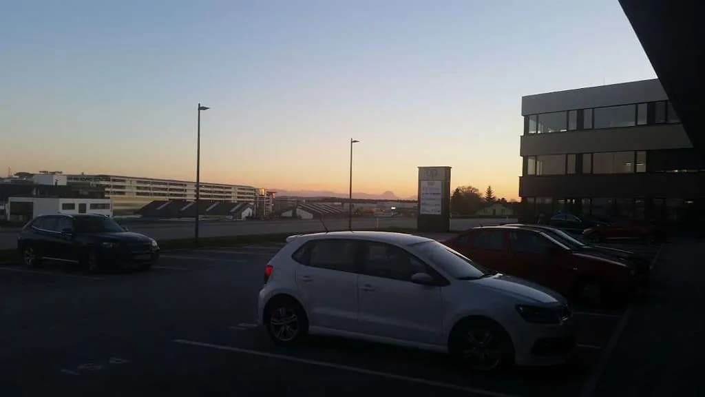 Gewerbeimmobilie mieten in Linz Land – 362 m², € 13 – Bild 3 von 11