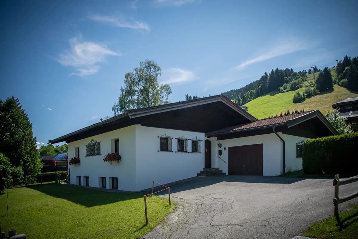 5-Zimmer-Haus kaufen in Kitzbühel – 143,48 m², € 2.495.000 – Bild 2 von 8