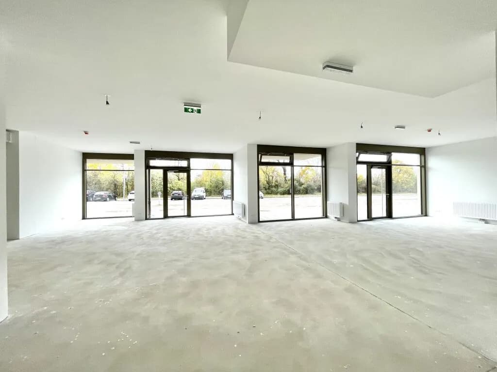 1-Zimmer-Gewerbeimmobilie mieten in Wien – 297,35 m², € 5.482 – Bild 2 von 10