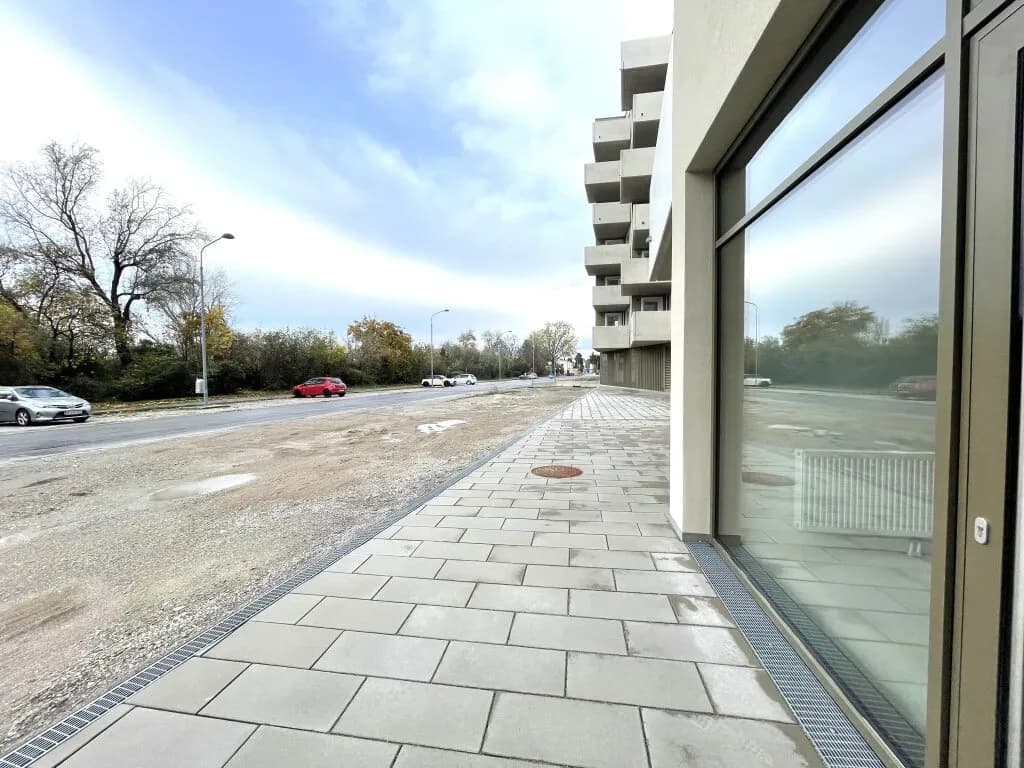 1-Zimmer-Gewerbeimmobilie mieten in Wien – 297,35 m², € 5.482 – Bild 8 von 10