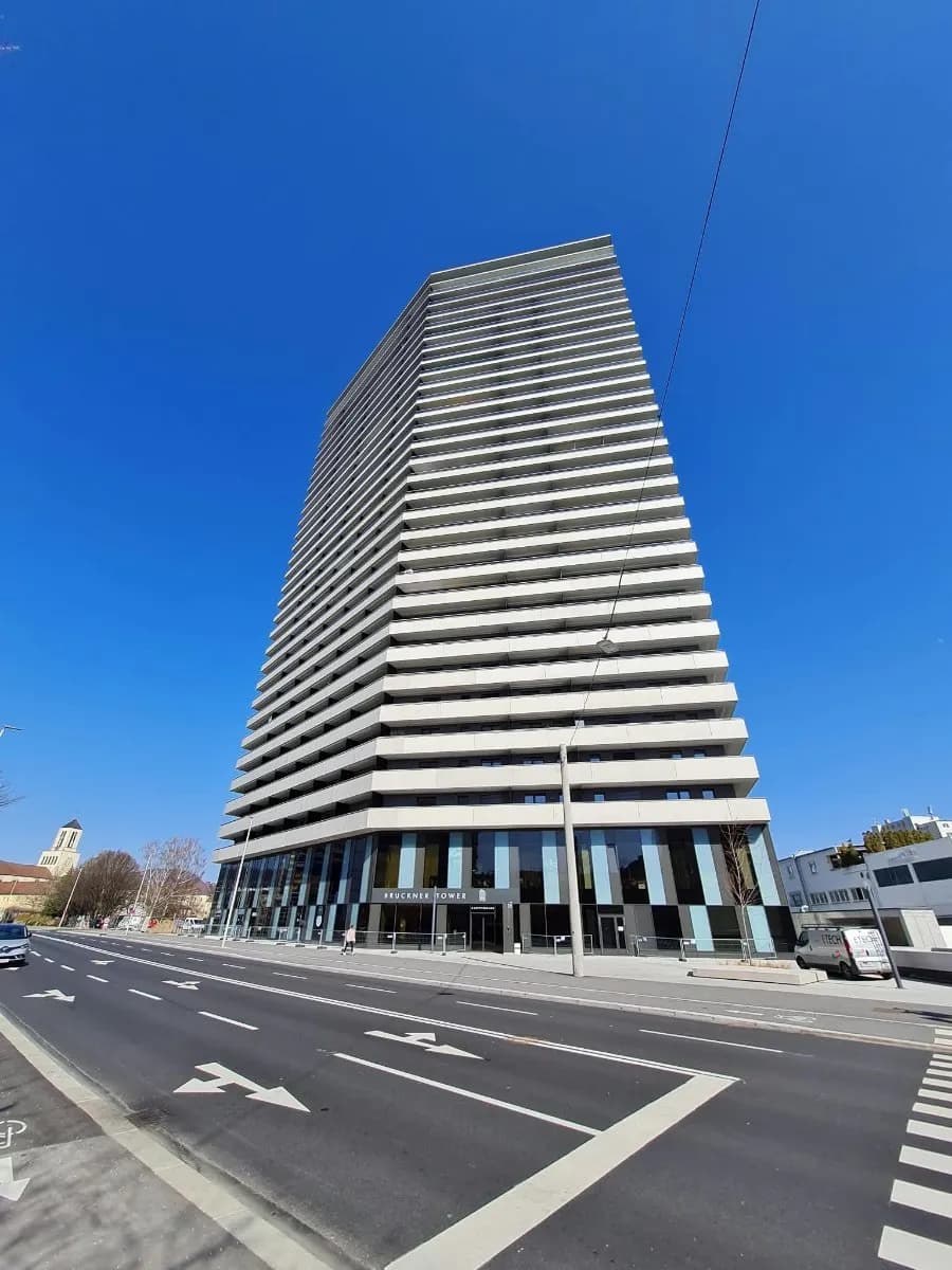 2-Zimmer-Wohnung mieten in Linz – 54 m², € 1.100