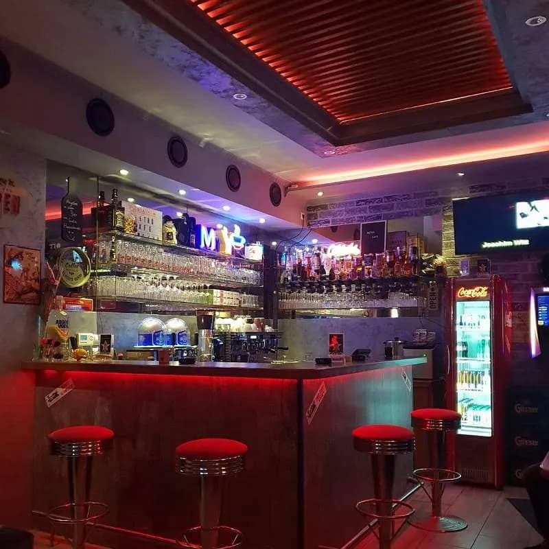 Gewerbeimmobilie mieten in Wien – 45 m², € 1.700 – Bild 1 von 13