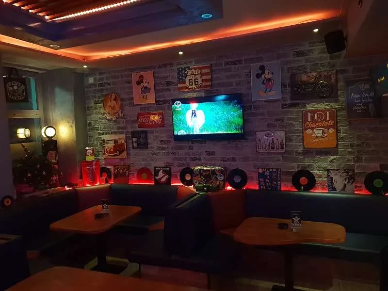 Gewerbeimmobilie mieten in Wien – 45 m², € 1.700 – Bild 2 von 13