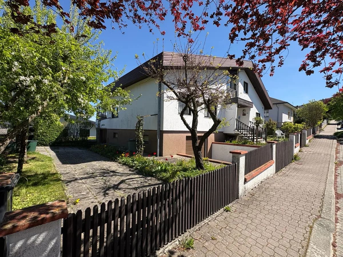 8-Zimmer-Haus kaufen in Melk – 205 m², € 390.000 – Bild 2 von 11