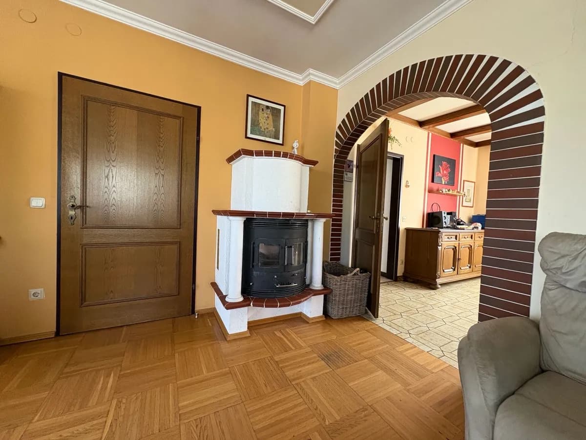8-Zimmer-Haus kaufen in Melk – 205 m², € 390.000 – Bild 7 von 11