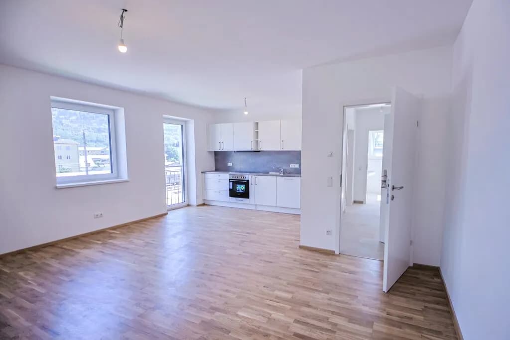 2-Zimmer-Wohnung kaufen in Gmunden – 61,3 m², € 240.000 – Bild 2 von 14