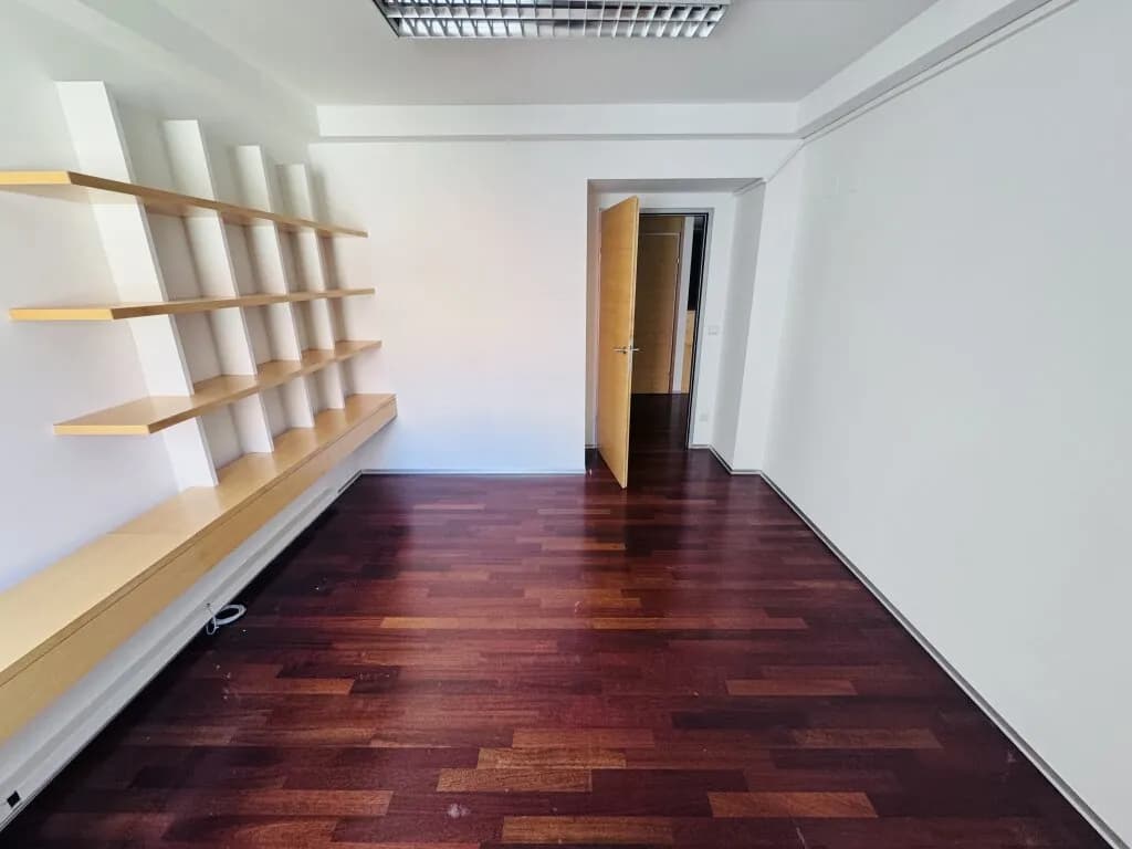 4-Zimmer-Gewerbeimmobilie mieten in Wien – 97 m², € 1.416 – Bild 8 von 12