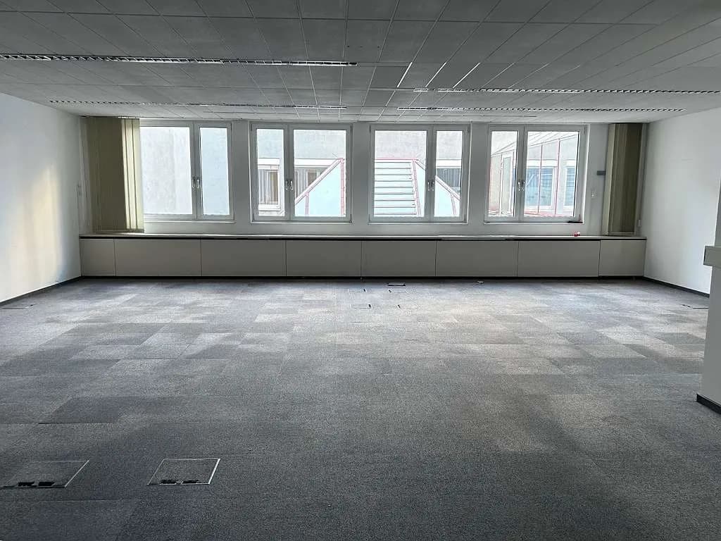 Gewerbeimmobilie mieten in Wien – 363 m², € 16 – Bild 4 von 5