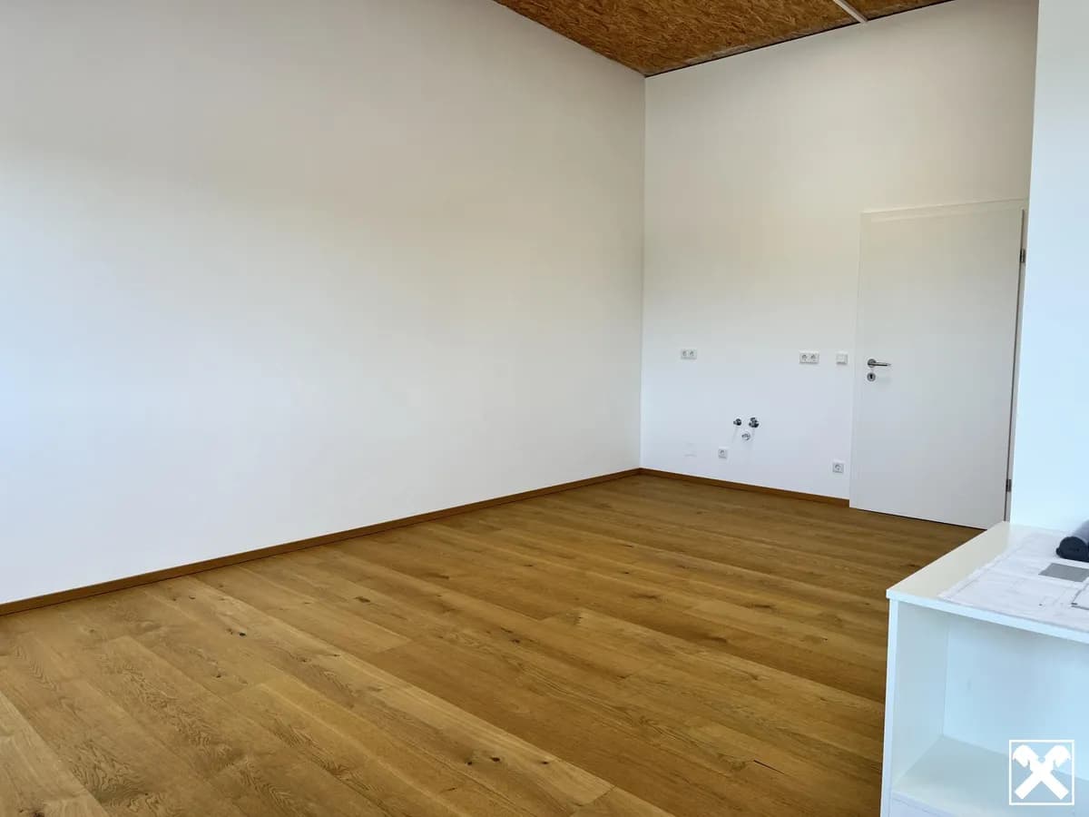 2-Zimmer-Gewerbeimmobilie mieten in Amstetten – 83 m², € 830 – Bild 5 von 11