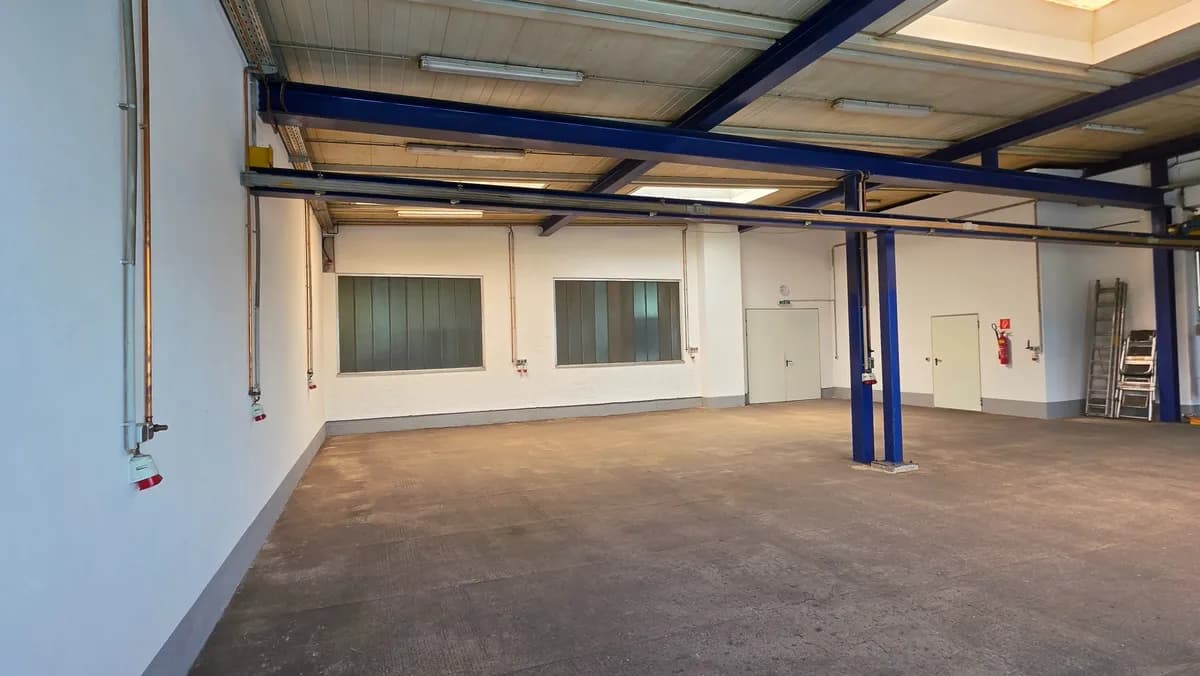 Gewerbeimmobilie mieten in Gmunden – 330 m², € 2.200 – Bild 4 von 20