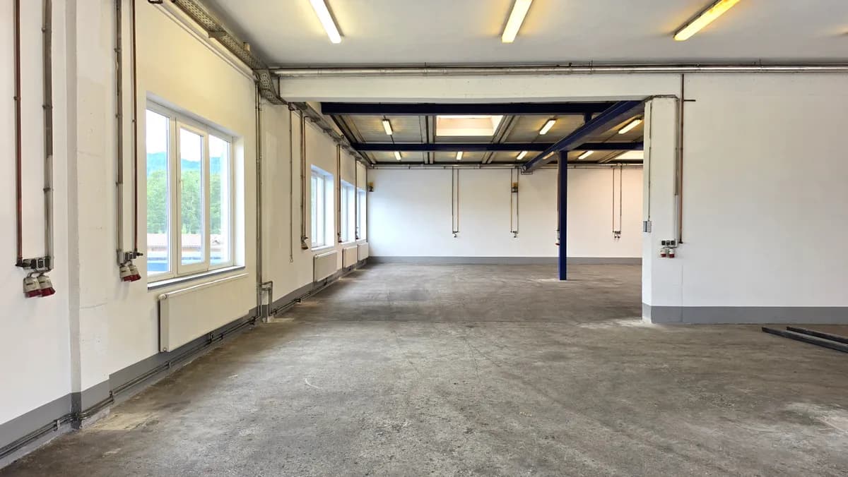 Gewerbeimmobilie mieten in Gmunden – 330 m², € 2.200 – Bild 7 von 20