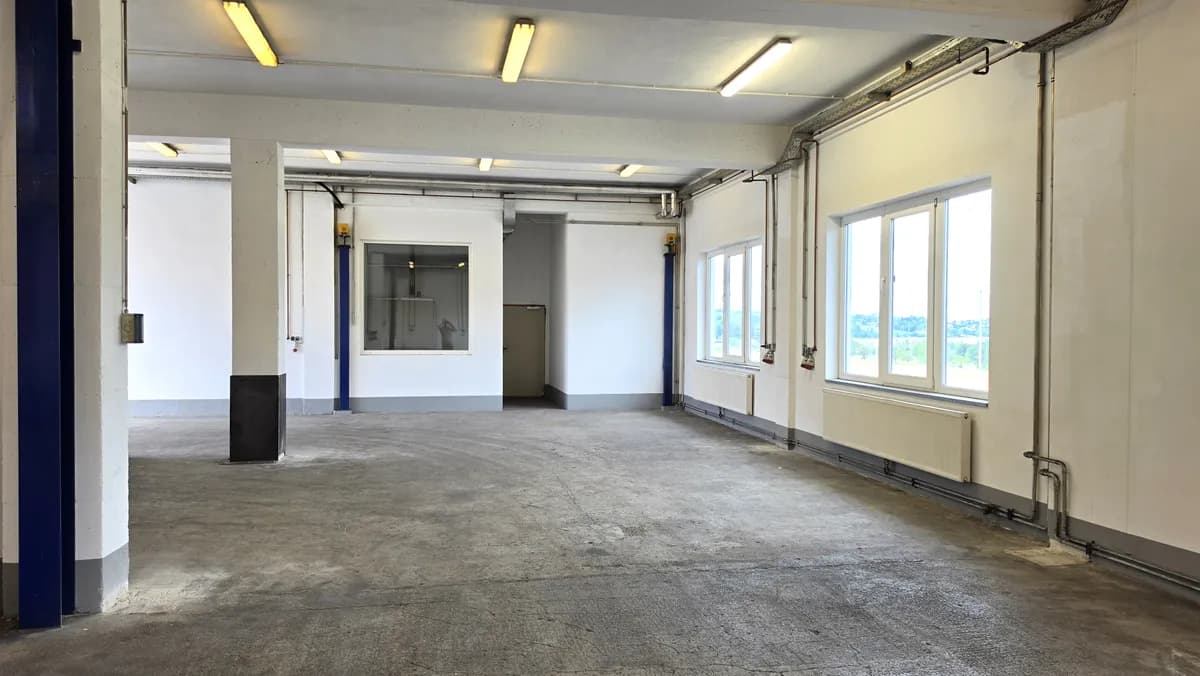 Gewerbeimmobilie mieten in Gmunden – 330 m², € 2.200 – Bild 8 von 20