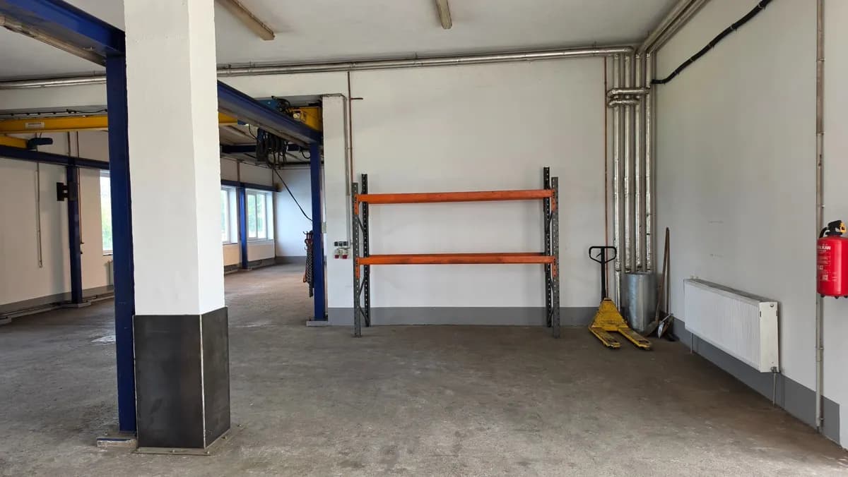 Gewerbeimmobilie mieten in Gmunden – 330 m², € 2.200 – Bild 12 von 20