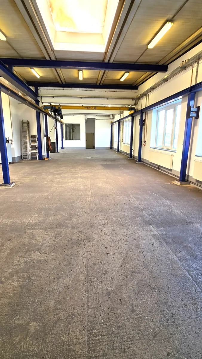 Gewerbeimmobilie mieten in Gmunden – 330 m², € 2.200 – Bild 13 von 20