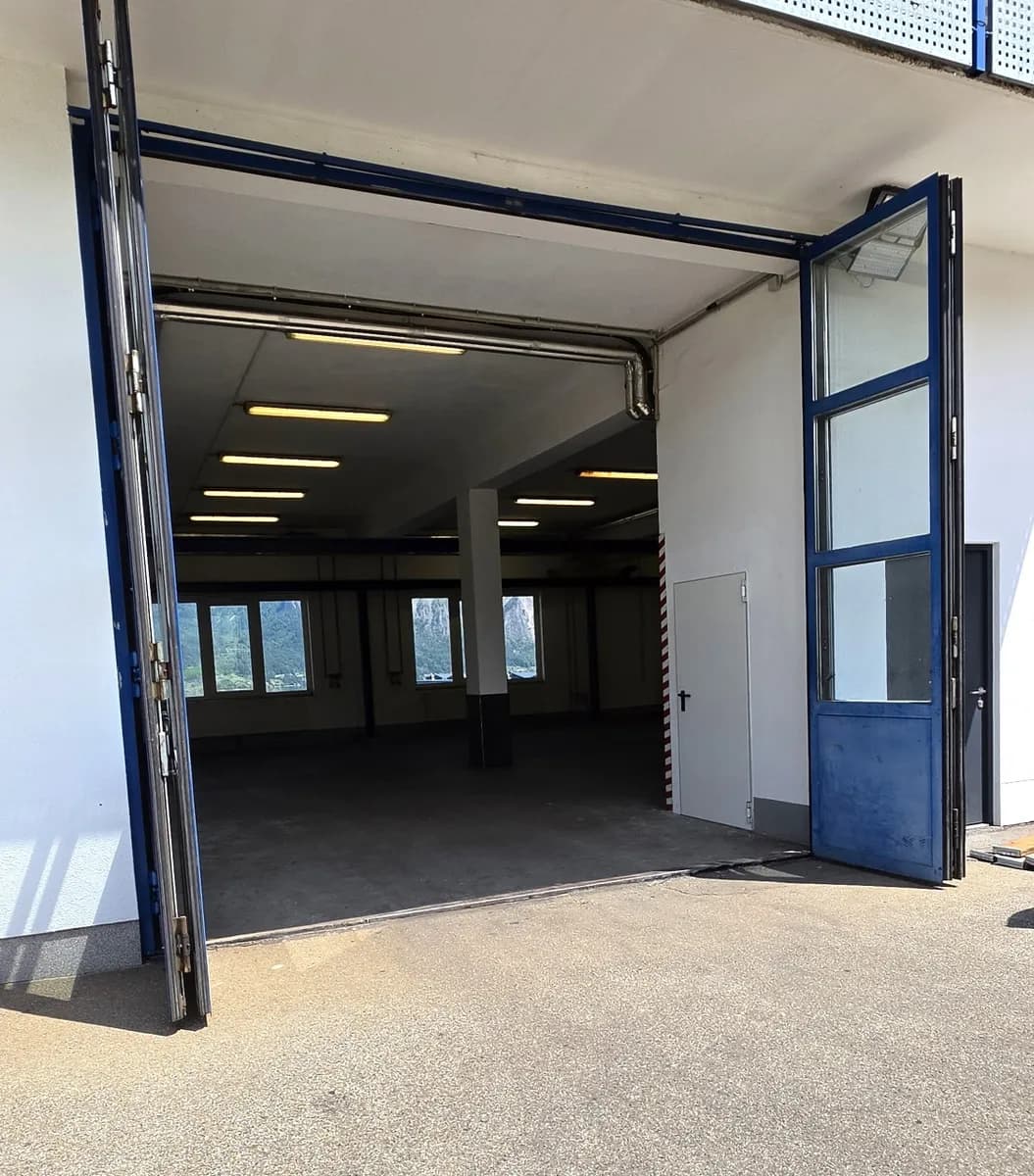 Gewerbeimmobilie mieten in Gmunden – 330 m², € 2.200 – Bild 18 von 20
